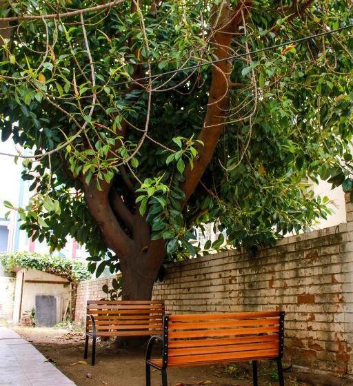 بنسيون Hostal Entreorientes