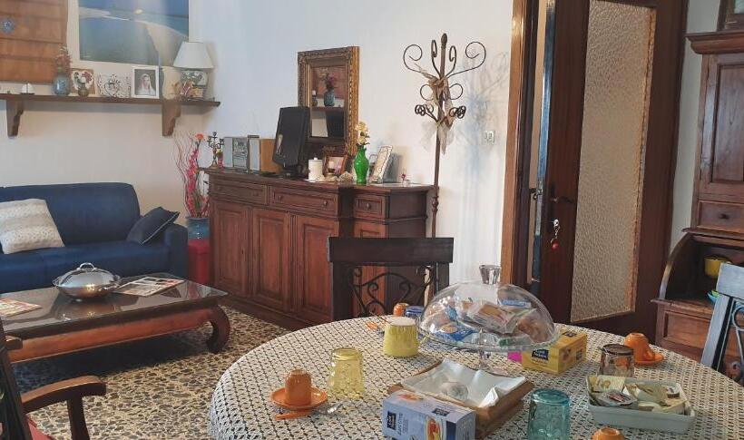 פנסיון Il Centrale Guest House New