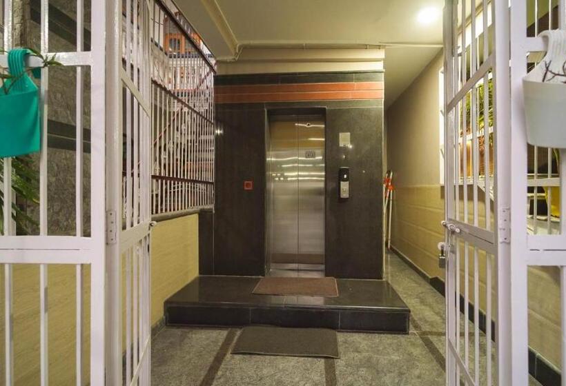 پانسیون Kalptaru Residency By Grb