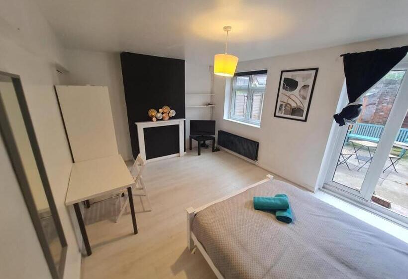 膳宿费 London E2 Rooms