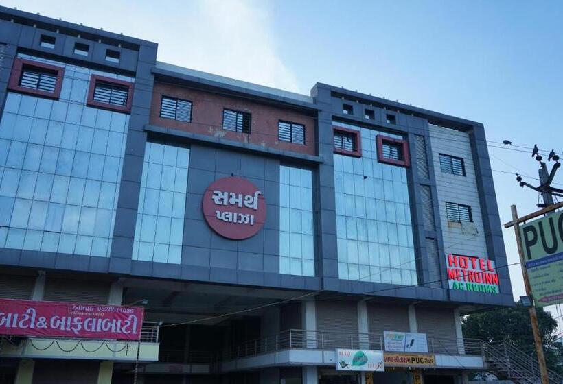 פנסיון Metro Inn