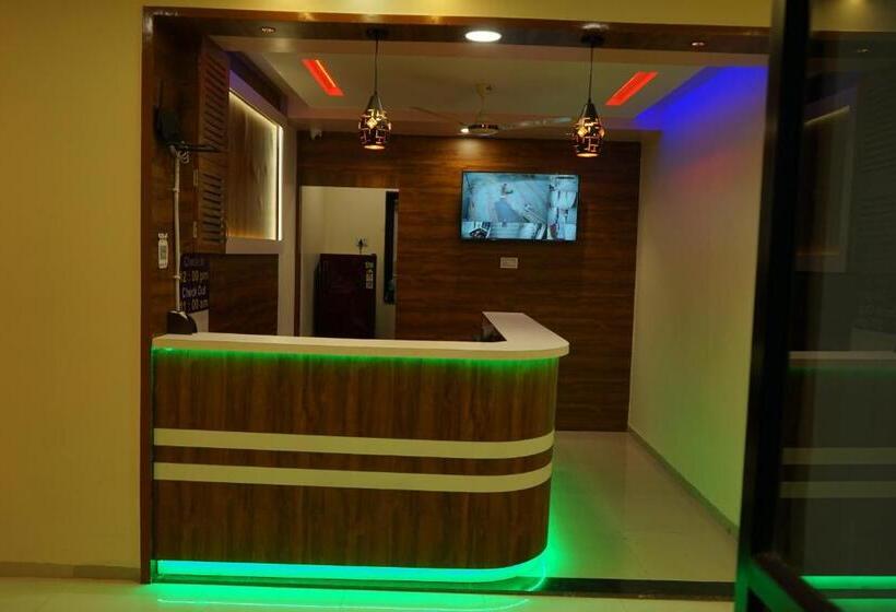 פנסיון Metro Inn