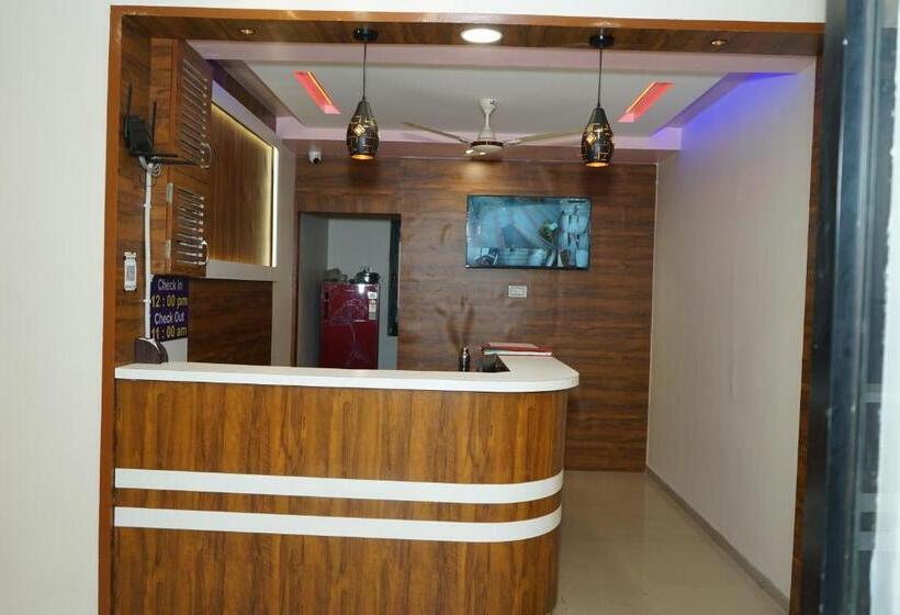 פנסיון Metro Inn