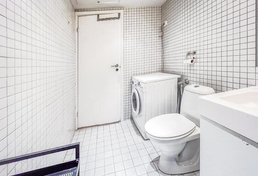 پانسیون Modern Central Rooftop You Ll Love It