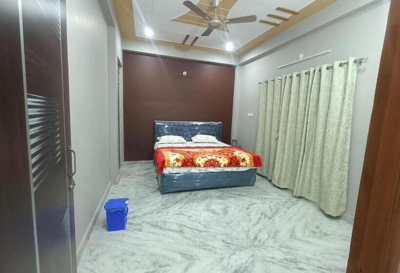 ペンション Sarvodaya Residency