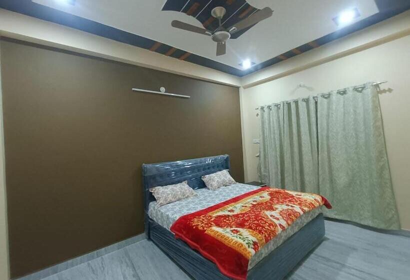 ペンション Sarvodaya Residency