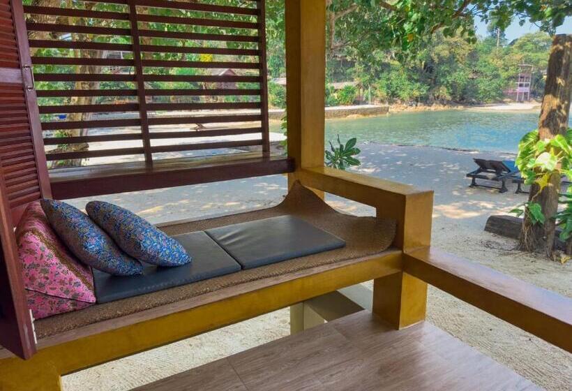 פנסיון Sawasdee Resort