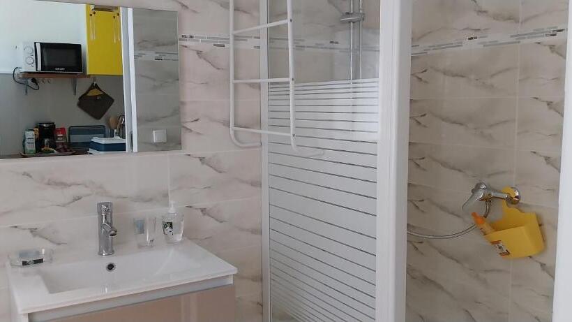 펜션 Studio Roselande