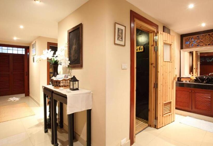 بنسيون Talay Naiharn Villa