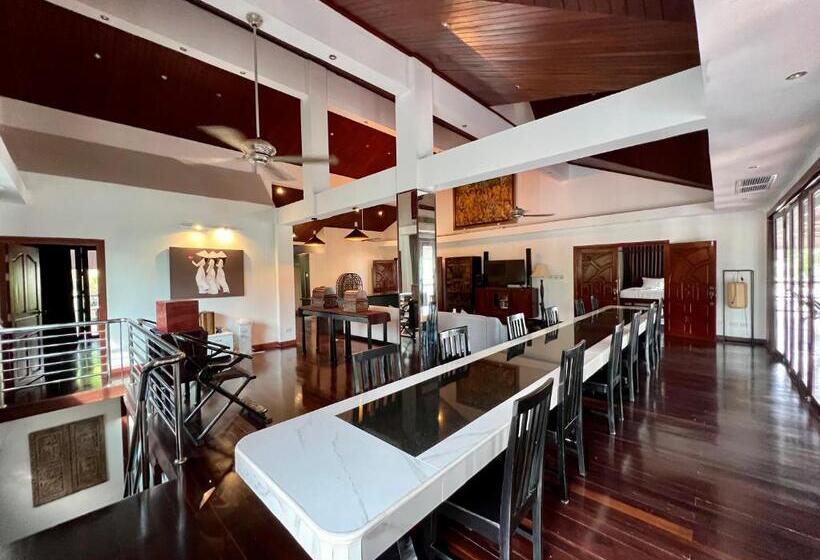 بنسيون Talay Naiharn Villa