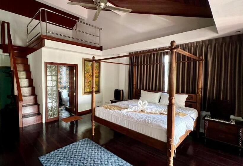 بنسيون Talay Naiharn Villa