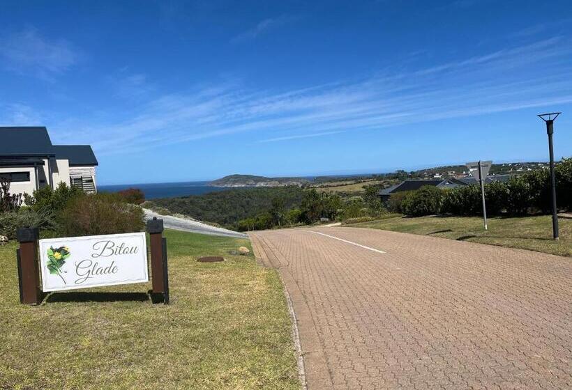 ペンション The Lily Suite