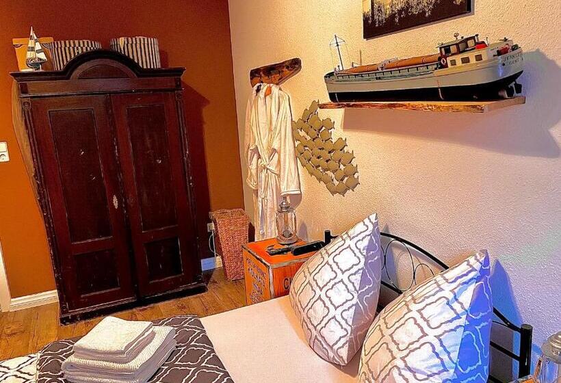 پانسیون Touchdown21