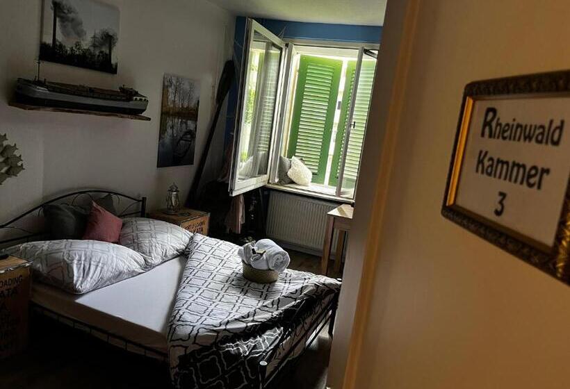 پانسیون Touchdown21