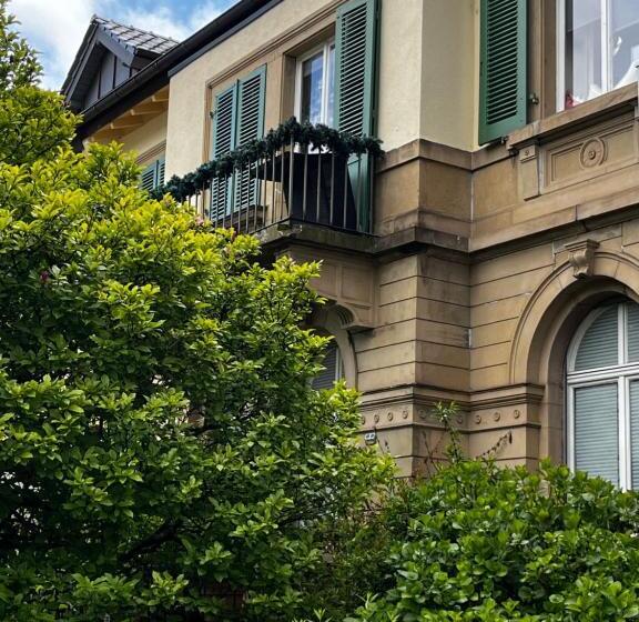 پانسیون Touchdown21