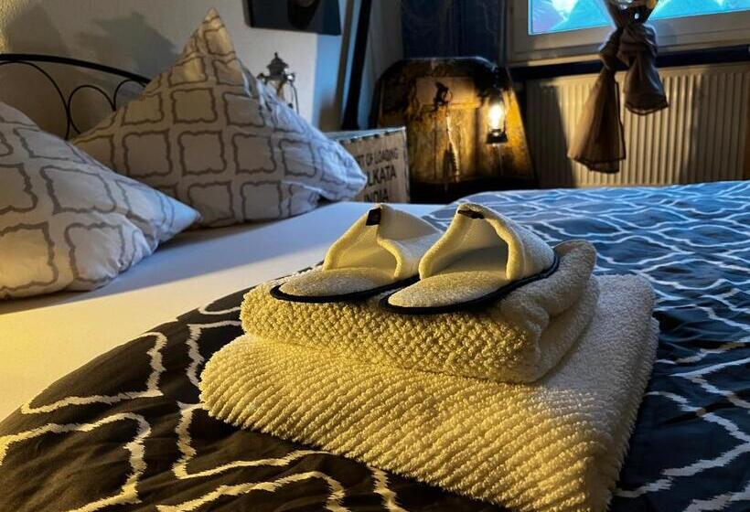 پانسیون Touchdown21