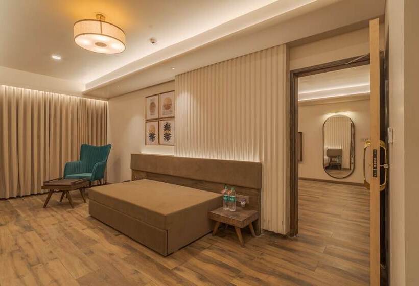 Phoenix Resort