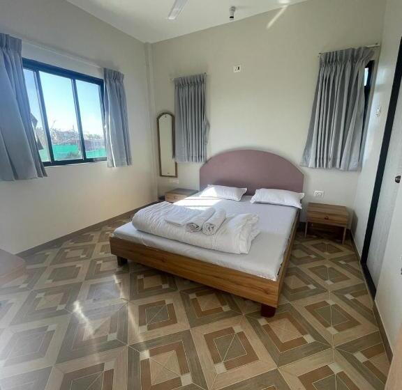 אתר נופש Coastal Paradise