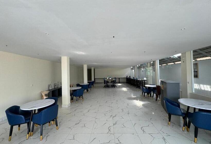 West Port Hotel Boutique