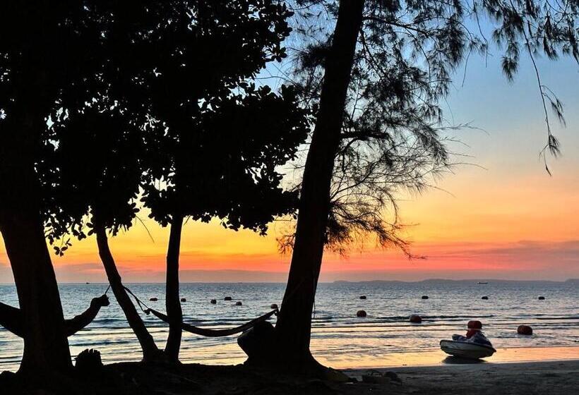 West Port Hotel Boutique