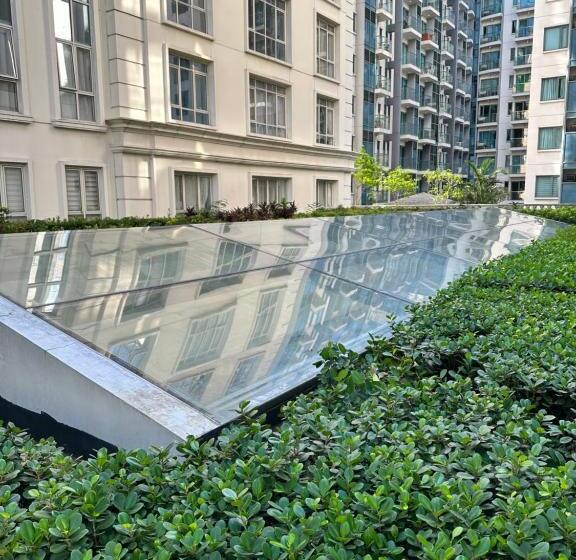 81 Newport Blvd Cluster 4 Unit B 3rd Flr By Rechelle Nunag