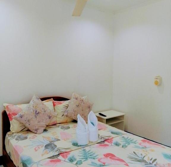 هاستل Casa De Praxides Tourist Inn