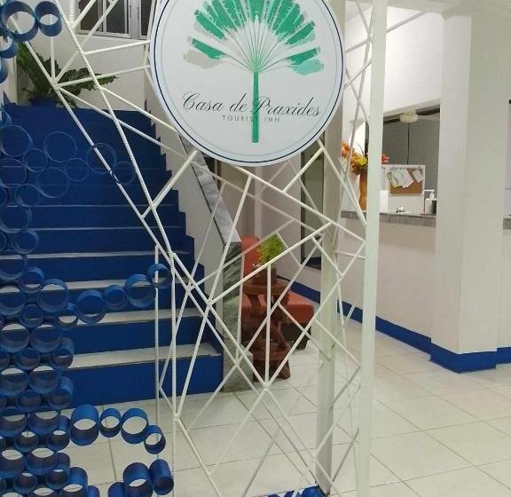 هاستل Casa De Praxides Tourist Inn