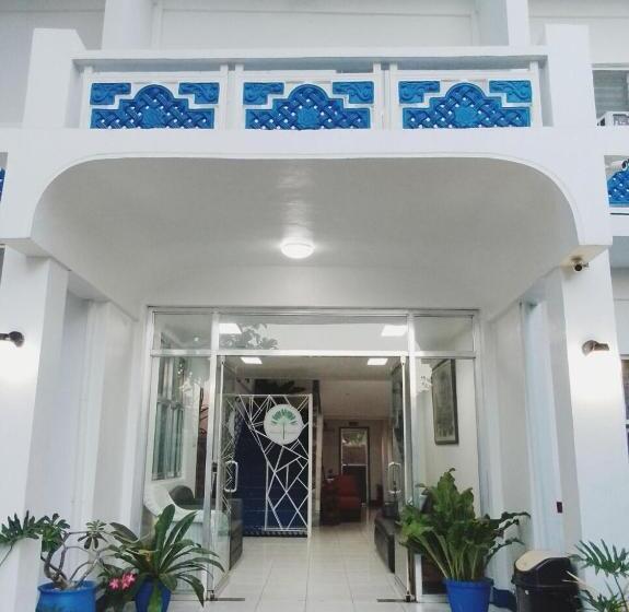 هاستل Casa De Praxides Tourist Inn