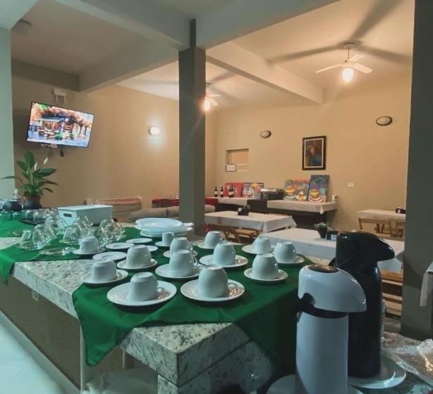 旅馆 Pousada Aurora Peruíbe