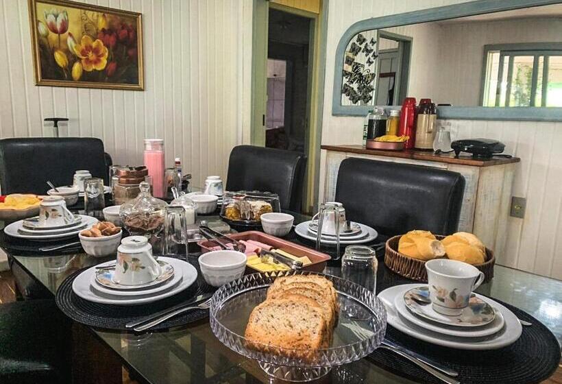 旅馆 Pousada Quinta Dos Medeiros Canela E Ipê Amarelo Gramado