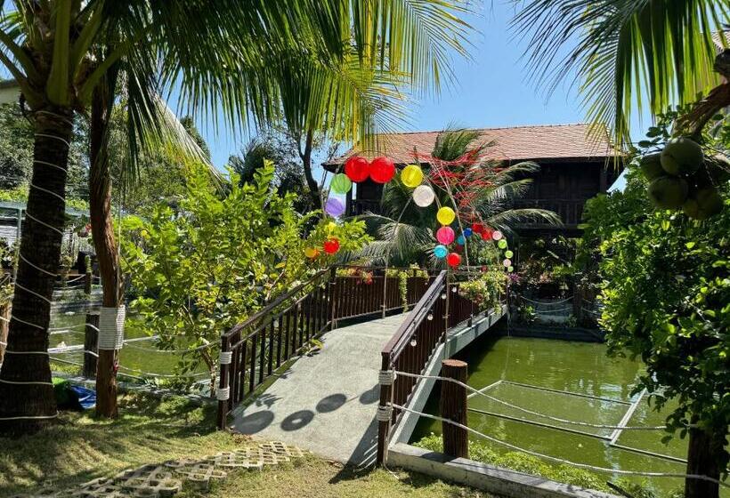 تختخواب و صبحانه Bưng Riềng Garden