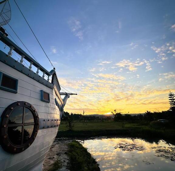 住宿加早餐 Boat And House Resort Khao Kho