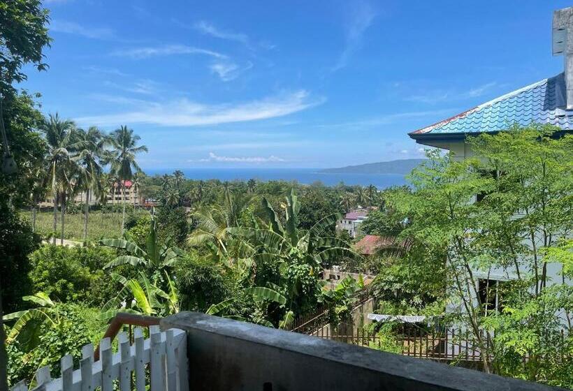 تختخواب و صبحانه Doc Azenith Presidential Suite