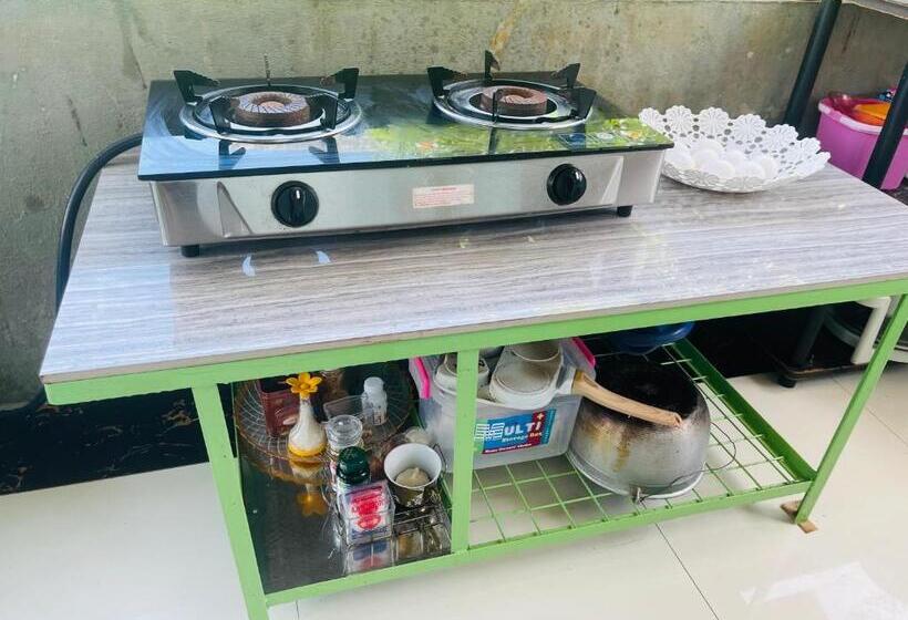 تختخواب و صبحانه Doc Azenith Presidential Suite