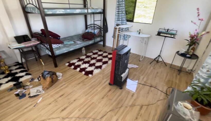 تختخواب و صبحانه Doc Azenith Presidential Suite