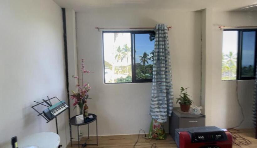 تختخواب و صبحانه Doc Azenith Presidential Suite