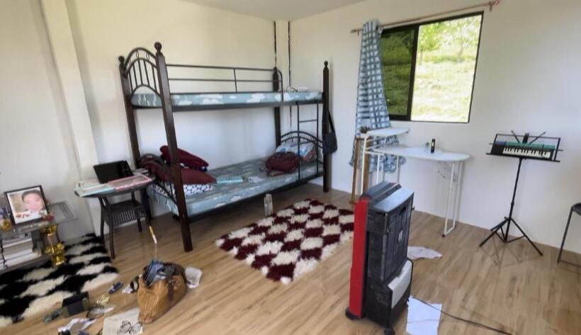 تختخواب و صبحانه Doc Azenith Presidential Suite