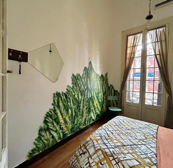 تختخواب و صبحانه Hostel Bohemian