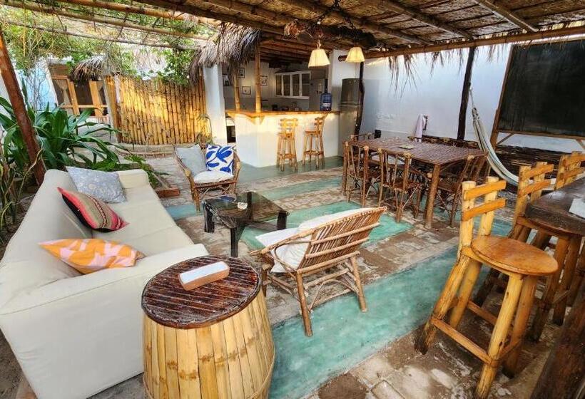 צימר Kinti Guest House