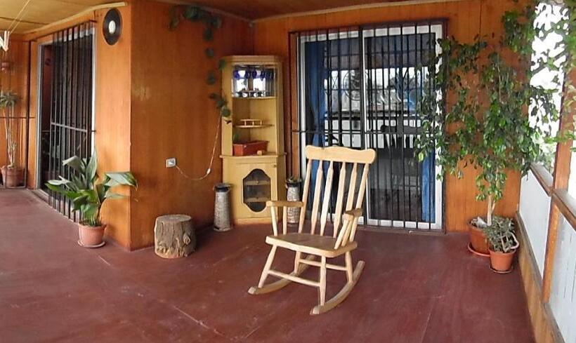 ベッドアンドブレックファースト Molino Rojo Hostel