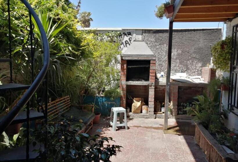 مبيت وإفطار Molino Rojo Hostel