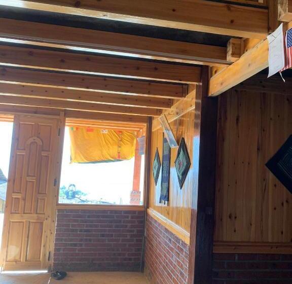 تختخواب و صبحانه Mountain Valley Local Homestay