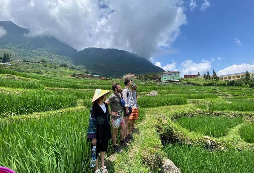 تختخواب و صبحانه Mountain Valley Local Homestay