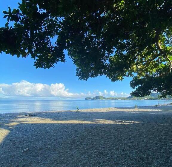 مبيت وإفطار Nana S Beach Surigao