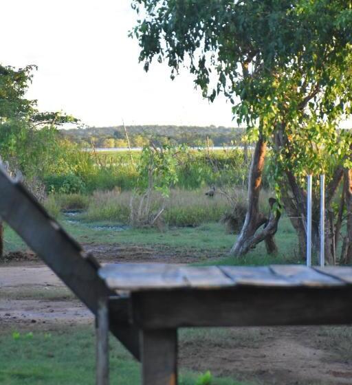 ベッドアンドブレックファースト Rice Cabanas Yala