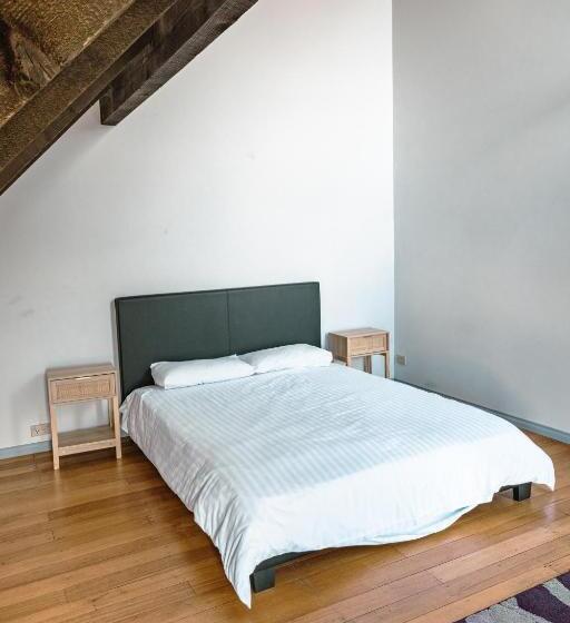 تختخواب و صبحانه Spacious Coastal Gem