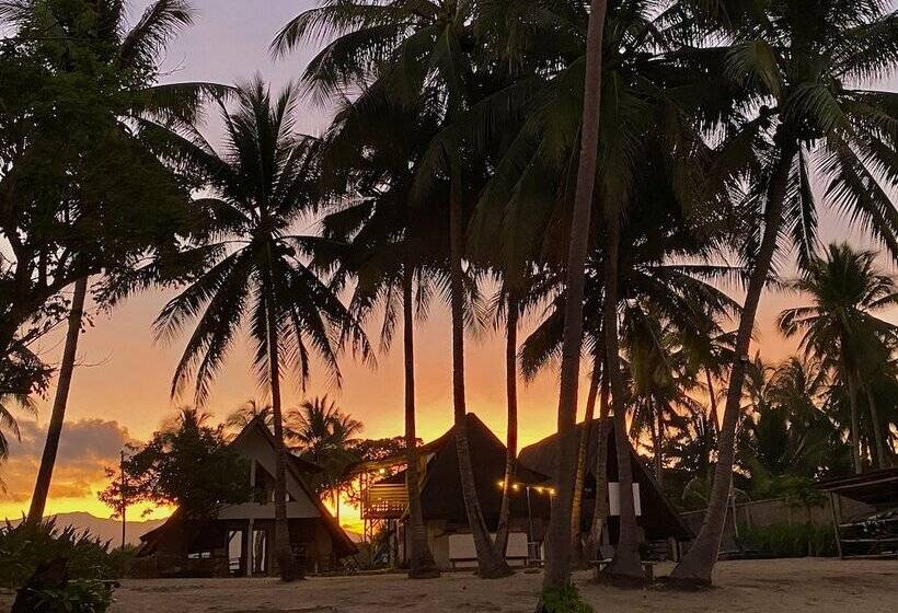 צימר Surya Beach Resort Palawan