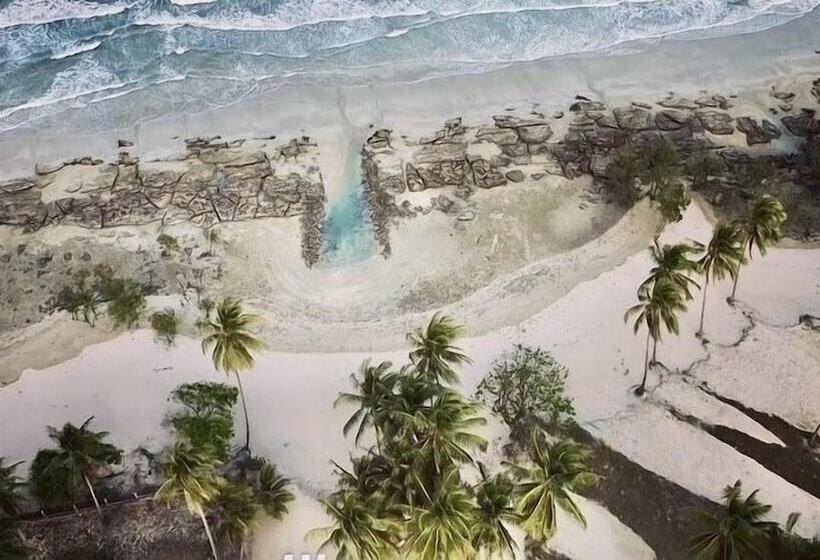 צימר Surya Beach Resort Palawan