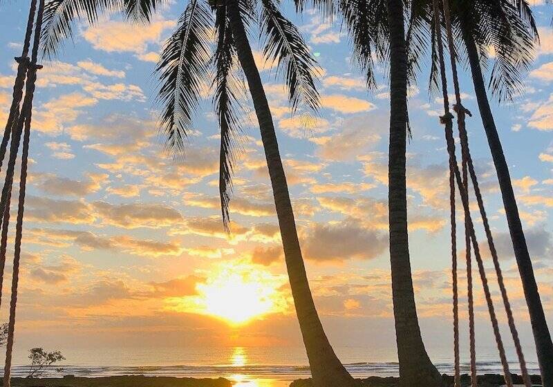 צימר Surya Beach Resort Palawan