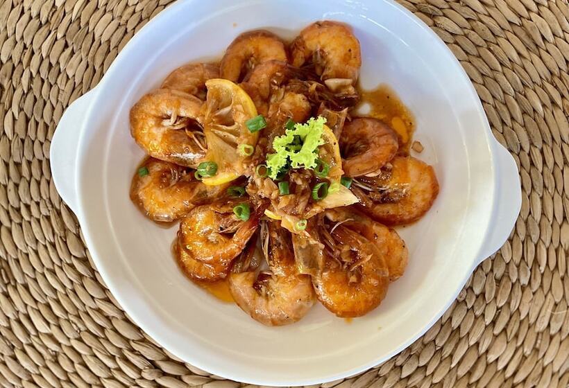 צימר Surya Beach Resort Palawan